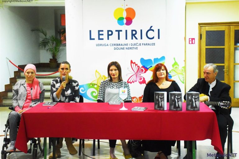 poetsko glazbena večer Nives Puhalo